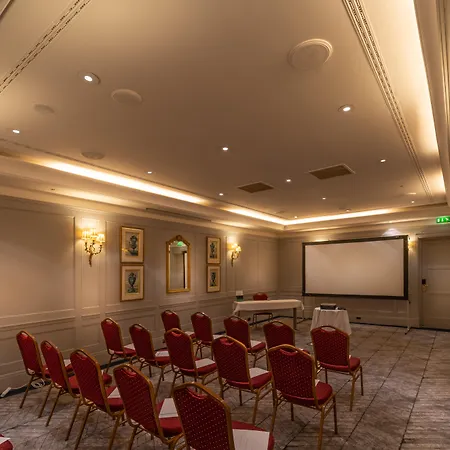 Hotel M Social Opera 4*