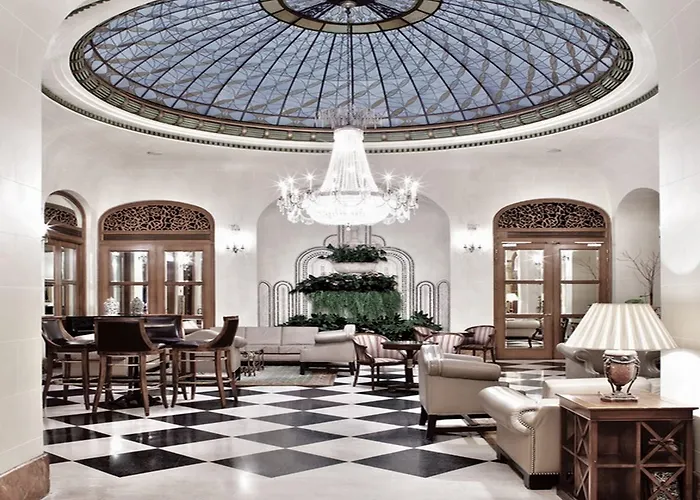 M Social Hotel 4*